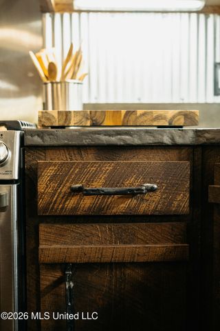 475 Deer Creek Road, Grenada, MS 38901