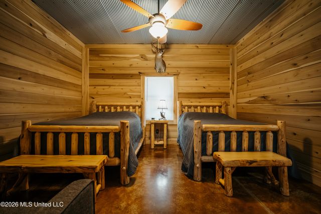 475 Deer Creek Road, Grenada, MS 38901