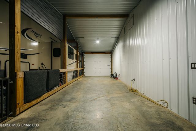 475 Deer Creek Road, Grenada, MS 38901