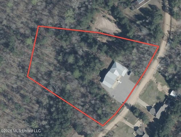 475 Deer Creek Road, Grenada, MS 38901