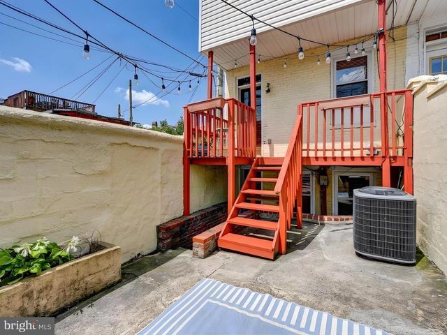 127 S CASTLE ST, Baltimore, MD 21231