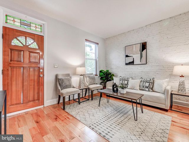 127 S CASTLE ST, Baltimore, MD 21231