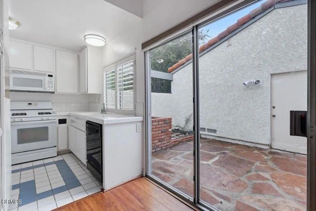 19509 Rinaldi Street 59, Porter Ranch, CA 91326