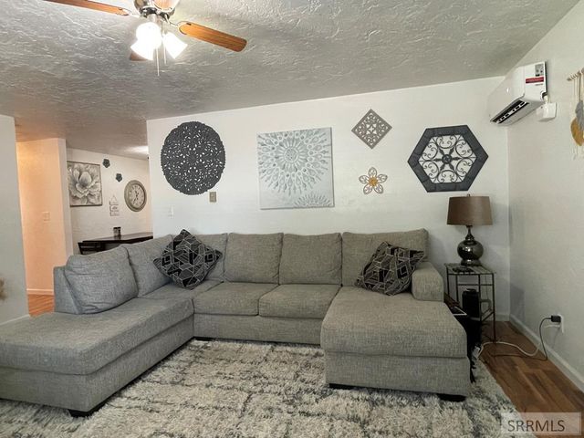 260 Gifford Street, Blackfoot, ID 83221