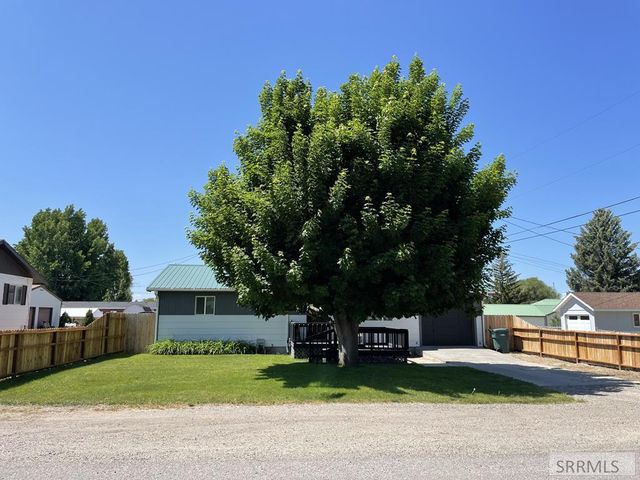 260 Gifford Street, Blackfoot, ID 83221