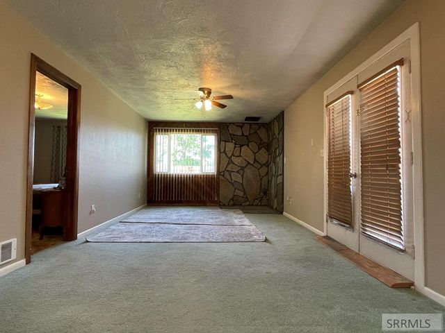 260 Gifford Street, Blackfoot, ID 83221