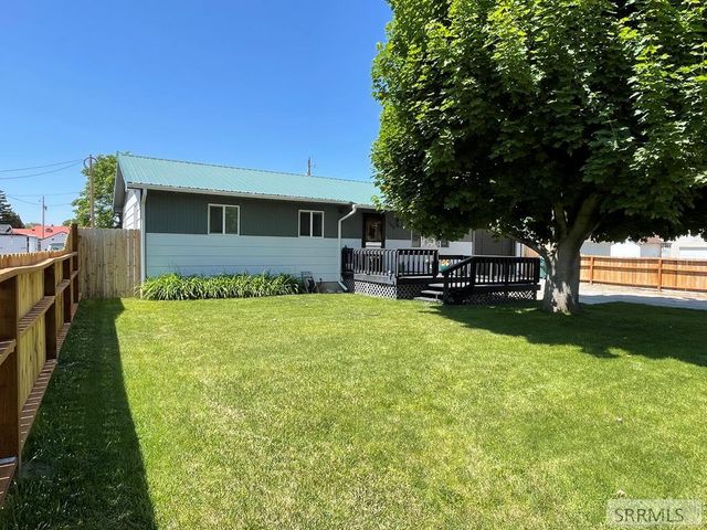 260 Gifford Street, Blackfoot, ID 83221