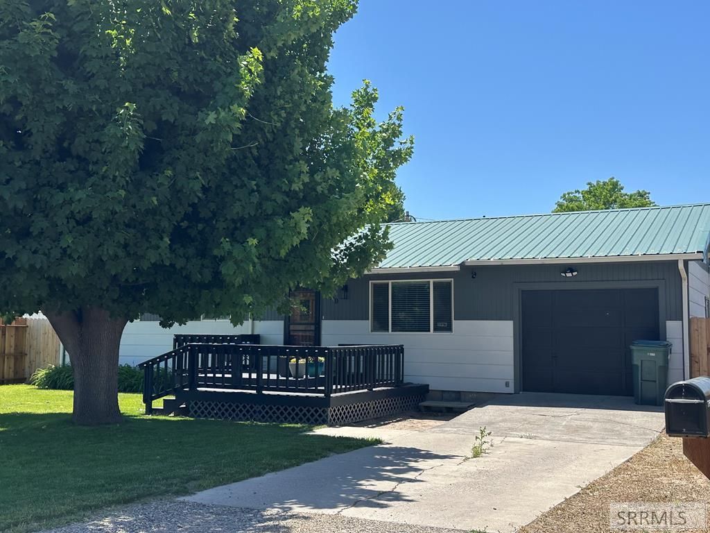 Image 1 of property listing at 260 Gifford Street, Blackfoot, ID 83221