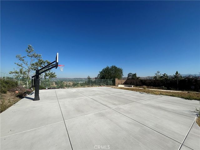 827 Baghdady, Corona, CA 92879