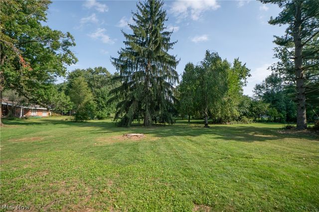 615 Summit Street SE, North Canton, OH 44720