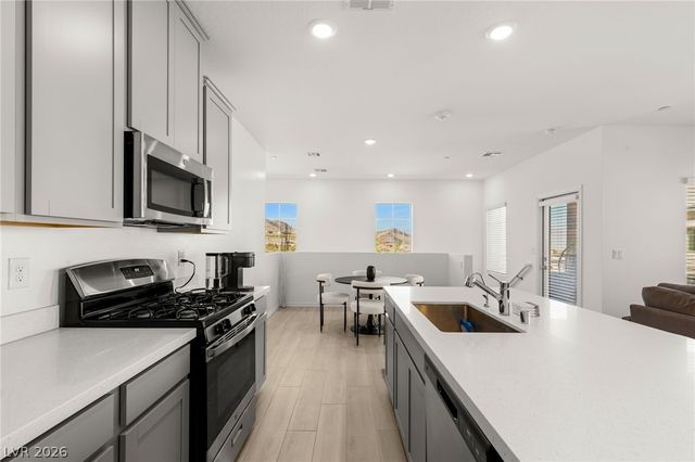 600 North Carriage Hill Drive 2156, Las Vegas, NV 89138