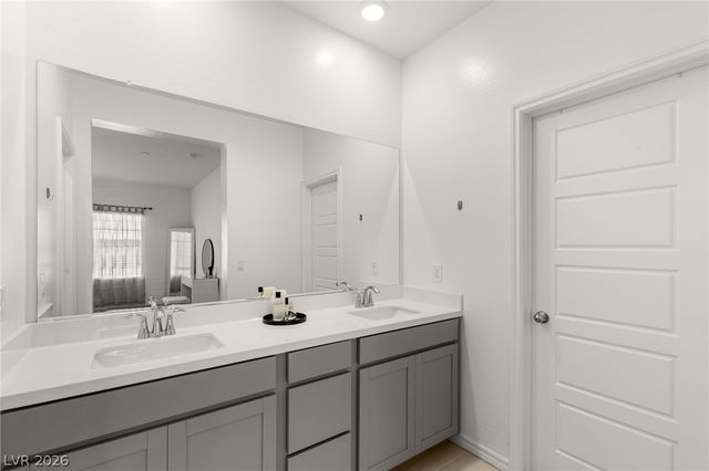 600 North Carriage Hill Drive 2156, Las Vegas, NV 89138