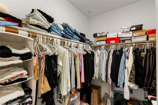 600 North Carriage Hill Drive 2156, Las Vegas, NV 89138