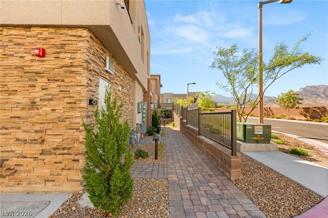 600 North Carriage Hill Drive 2156, Las Vegas, NV 89138