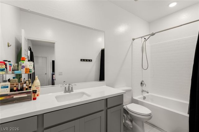 600 North Carriage Hill Drive 2156, Las Vegas, NV 89138