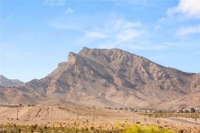 600 North Carriage Hill Drive 2156, Las Vegas, NV 89138