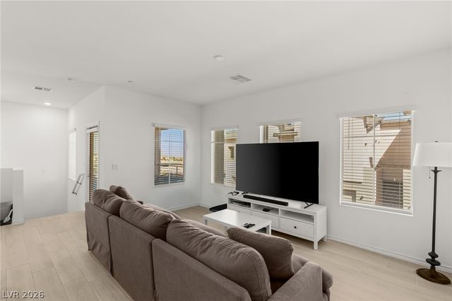 600 North Carriage Hill Drive 2156, Las Vegas, NV 89138