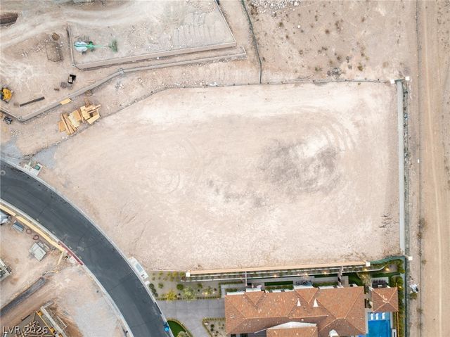 27 Olympia Canyon Way, Las Vegas, NV 89141