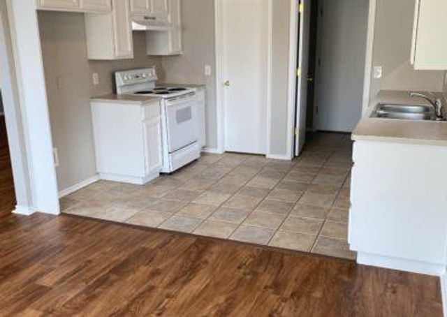 16413 Otter Drive, Edmond, OK 73013
