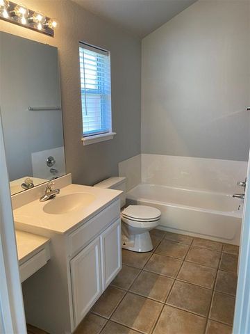 16413 Otter Drive, Edmond, OK 73013
