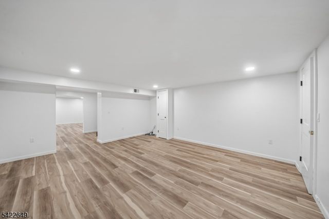 5 Essex Rd, Maplewood Twp., NJ 07040