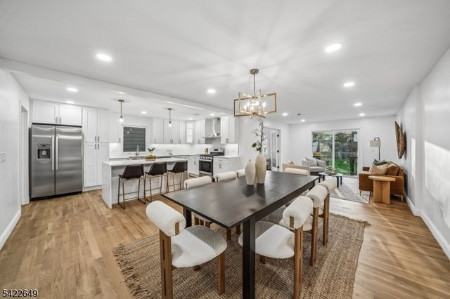 5 Essex Rd, Maplewood Twp., NJ 07040