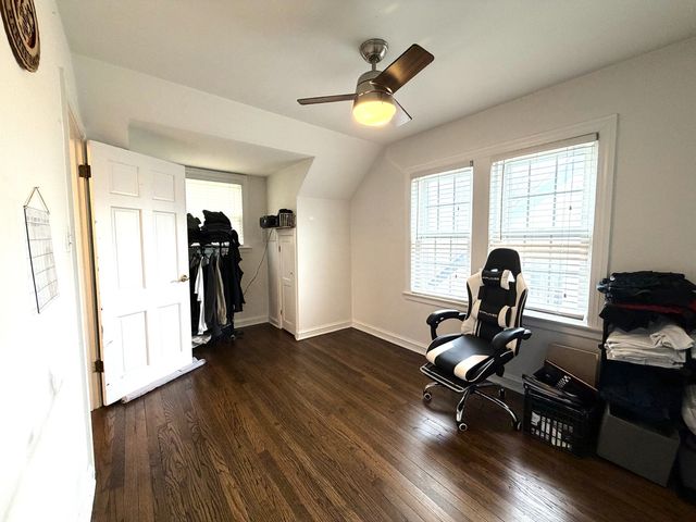 7801 W Victoria Street, Chicago, IL 60631