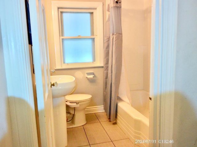 7801 W Victoria Street, Chicago, IL 60631