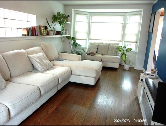 7801 W Victoria Street, Chicago, IL 60631