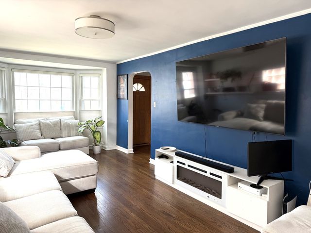 7801 W Victoria Street, Chicago, IL 60631