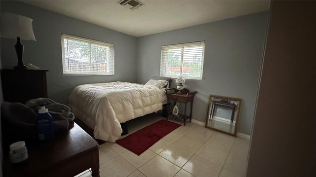 711 NE 31st St, Pompano Beach, FL 33064