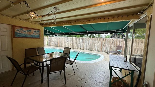 711 NE 31st St, Pompano Beach, FL 33064