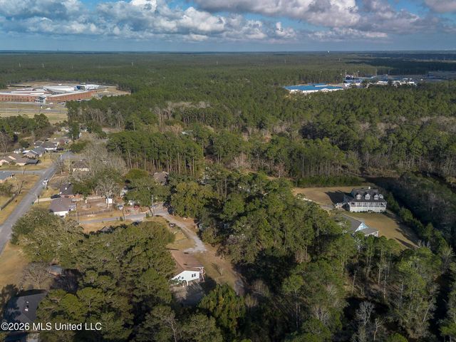 6509 Big Oak Drive, Ocean Springs, MS 39564