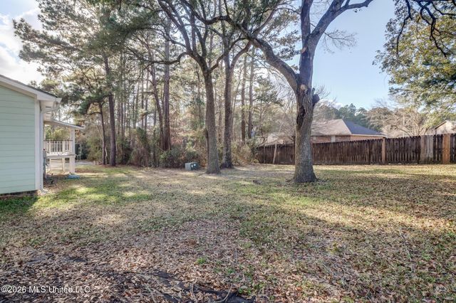 6509 Big Oak Drive, Ocean Springs, MS 39564