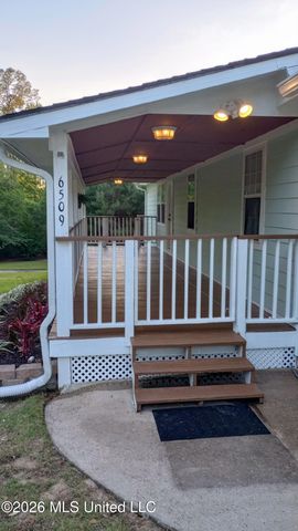 6509 Big Oak Drive, Ocean Springs, MS 39564