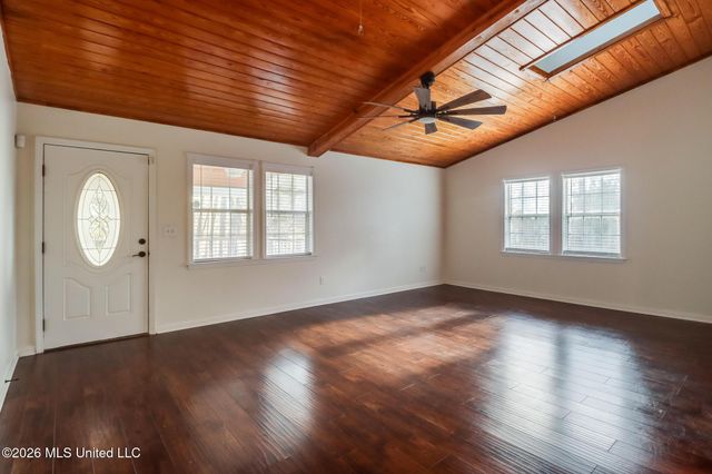 6509 Big Oak Drive, Ocean Springs, MS 39564