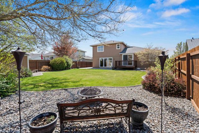 7006 N Helena St, Spokane, WA 99217