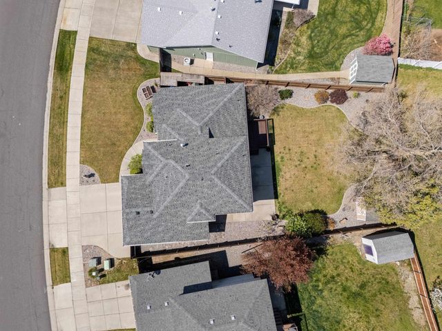 7006 N Helena St, Spokane, WA 99217