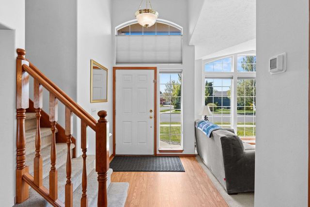 7006 N Helena St, Spokane, WA 99217