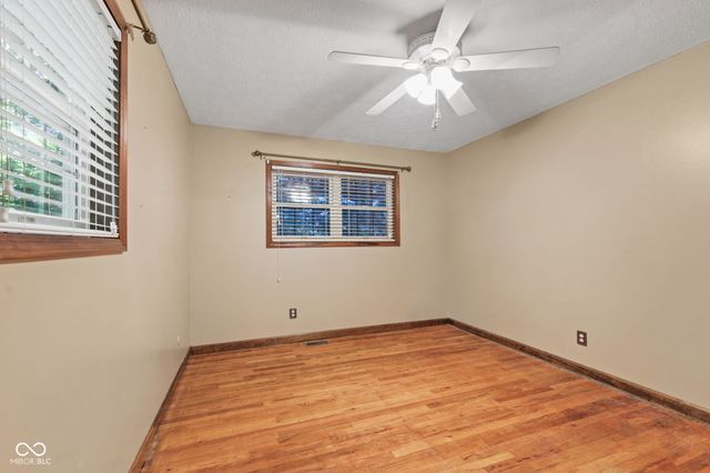 1855 W Shore Drive, Martinsville, IN 46151