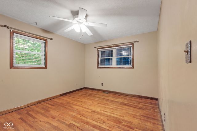 1855 W Shore Drive, Martinsville, IN 46151