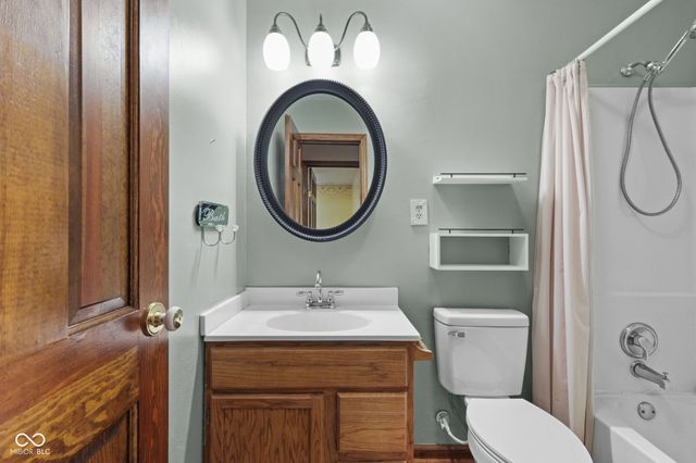 1855 W Shore Drive, Martinsville, IN 46151