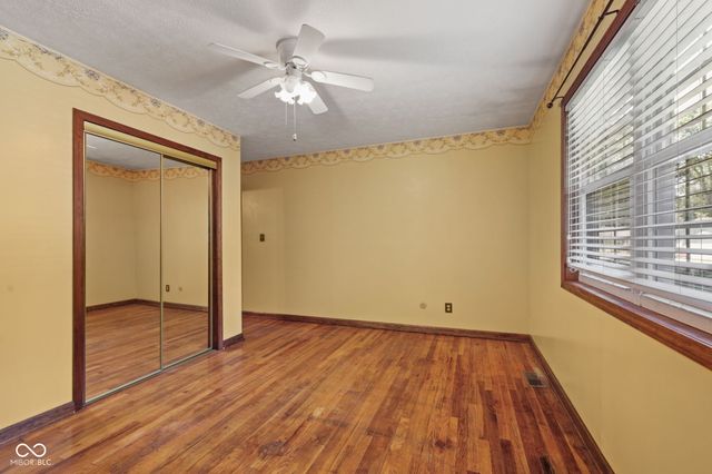 1855 W Shore Drive, Martinsville, IN 46151