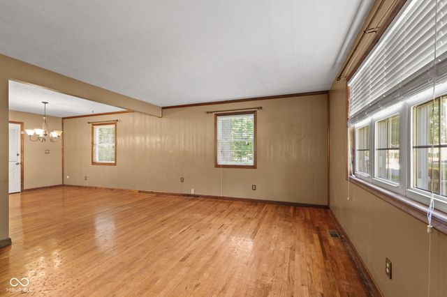 1855 W Shore Drive, Martinsville, IN 46151