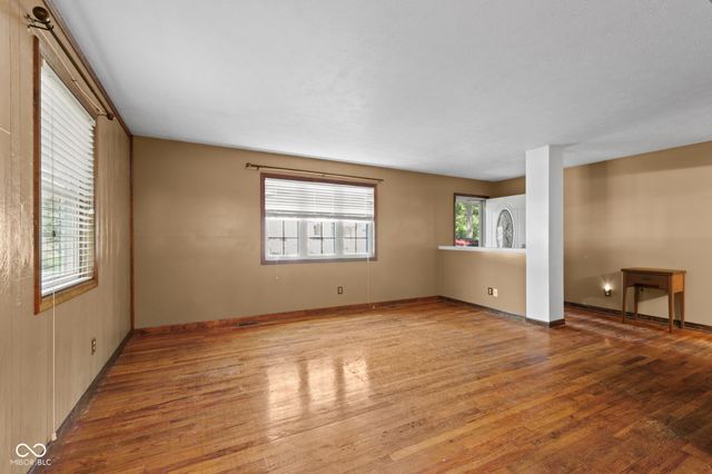 1855 W Shore Drive, Martinsville, IN 46151