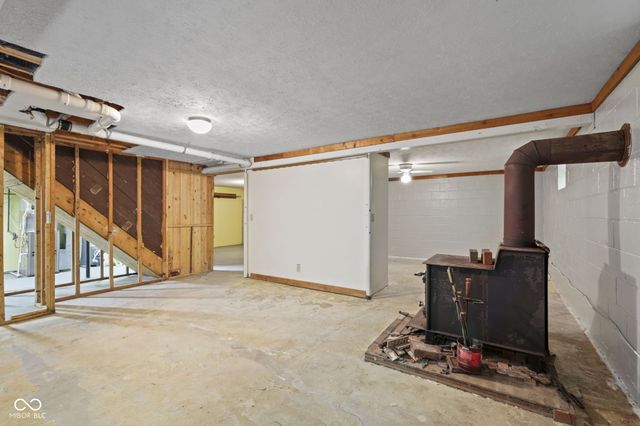 1855 W Shore Drive, Martinsville, IN 46151