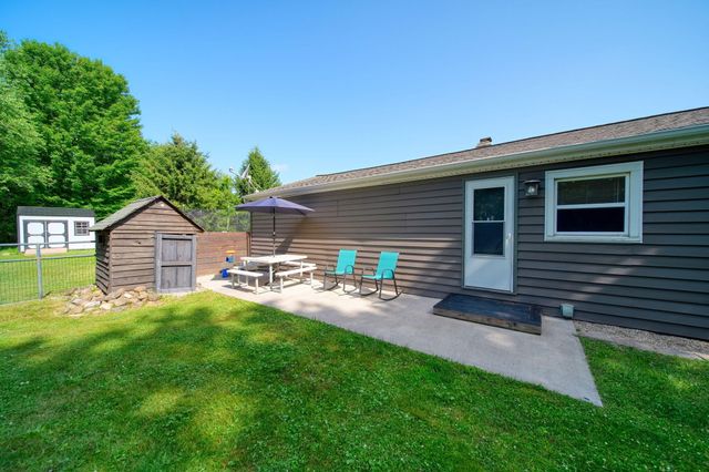 9871 Knight Road, Grass Lake, MI 49240