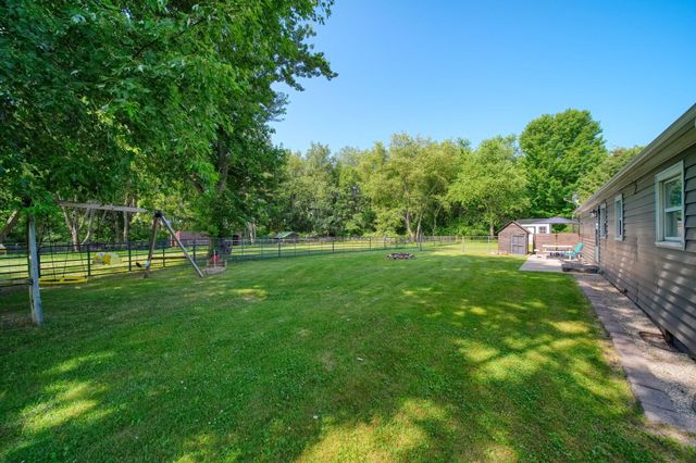 9871 Knight Road, Grass Lake, MI 49240
