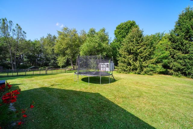 9871 Knight Road, Grass Lake, MI 49240