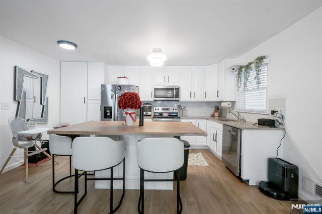 123 Chestnut Street, Garfield, NJ 07026